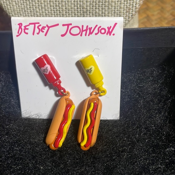 Betsey Johnson Jewelry Betsey Johnson Dangling Mustard And Ketchup